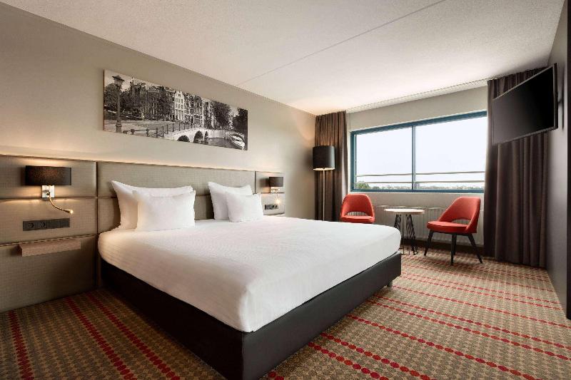 Ramada by Wyndham Amsterdam Airport Schiphol - Oda