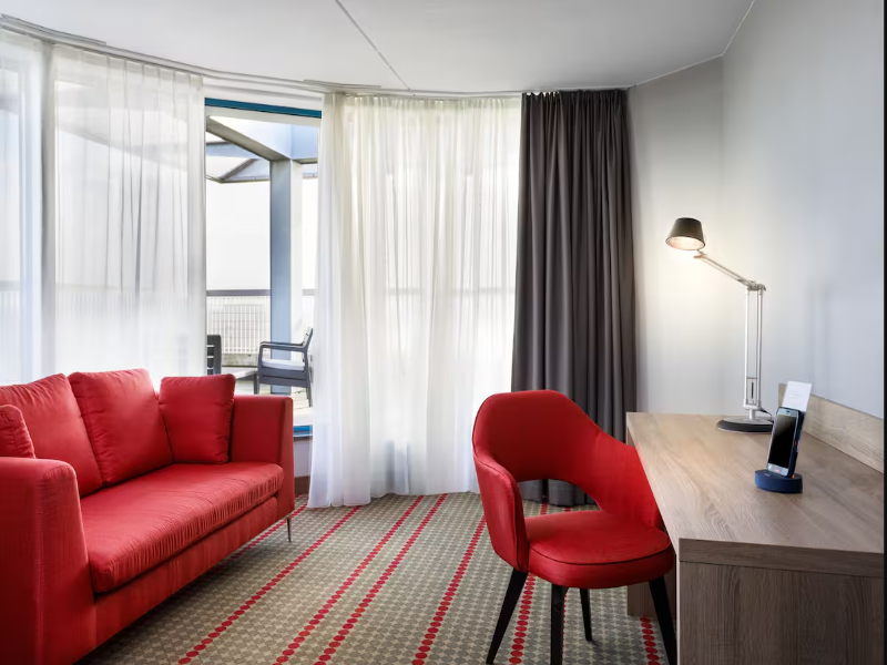 Ramada by Wyndham Amsterdam Airport Schiphol - Oda
