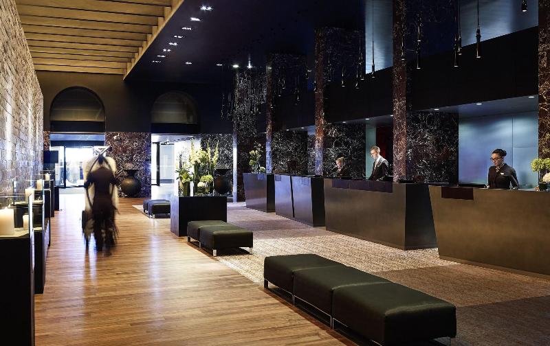 Sofitel Munich Bayerpost - Lobi