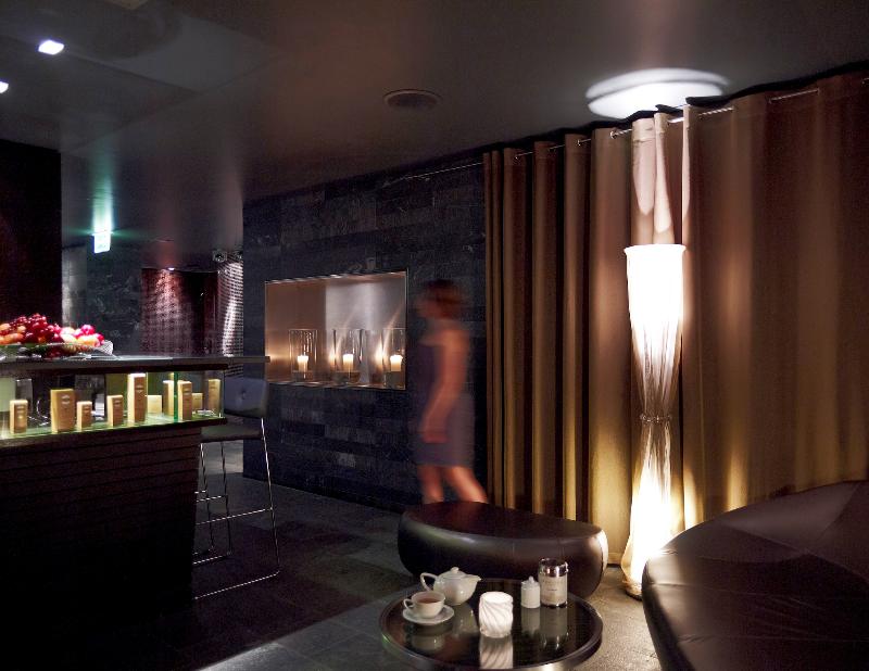 Sofitel Munich Bayerpost - Havuz
