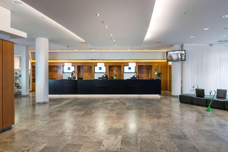 Dorint Kongresshotel Düsseldorf/Neuss - Lobi
