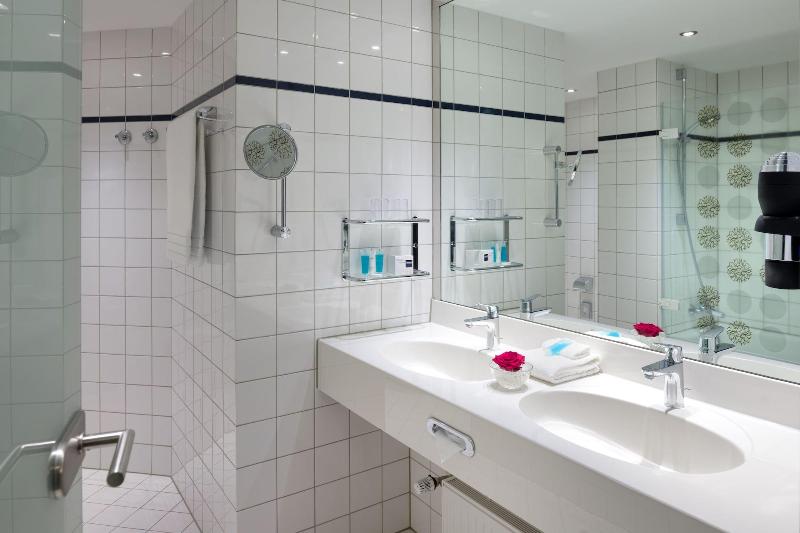 Dorint Kongresshotel Düsseldorf/Neuss - Oda