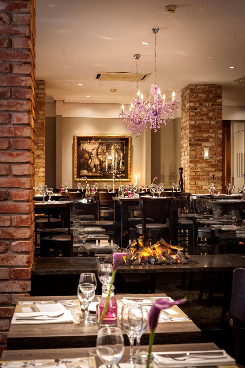 Dorint Kongresshotel Düsseldorf/Neuss - Restoran