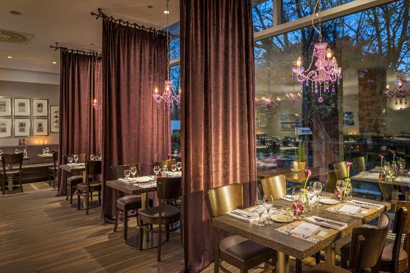 Dorint Kongresshotel Düsseldorf/Neuss - Restoran