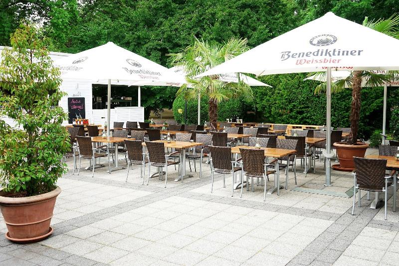 Dorint Kongresshotel Düsseldorf/Neuss - Teras