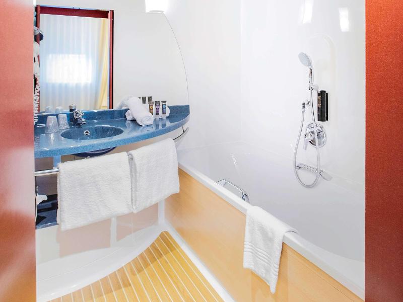 Novotel Suites Geneve Aeroport - Oda