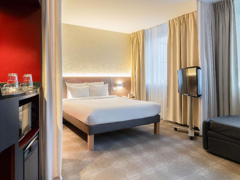 Novotel Suites Geneve Aeroport - Oda