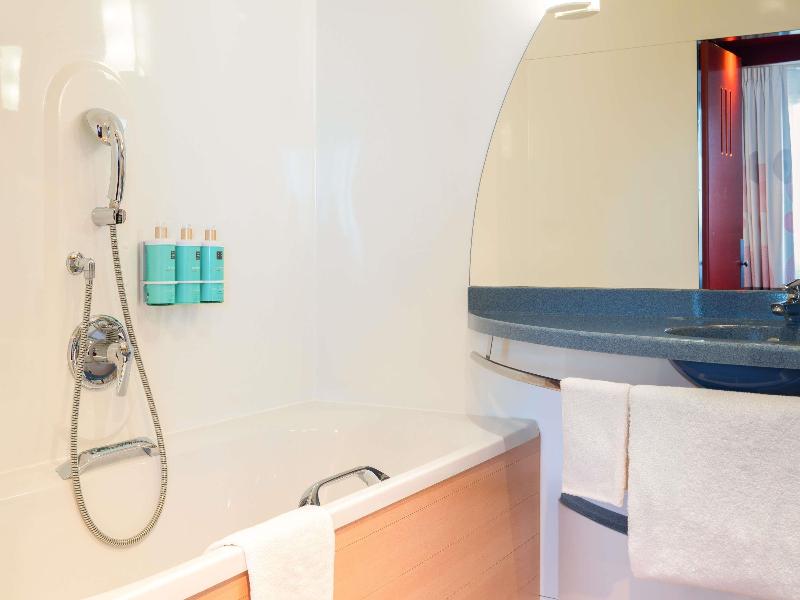 Novotel Suites Geneve Aeroport - Oda