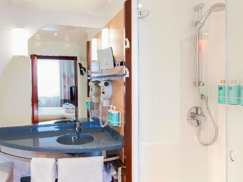Novotel Suites Geneve Aeroport - Oda