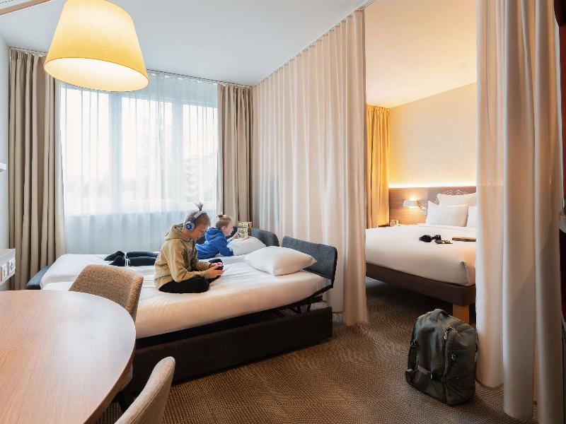 Novotel Suites Geneve Aeroport - Oda