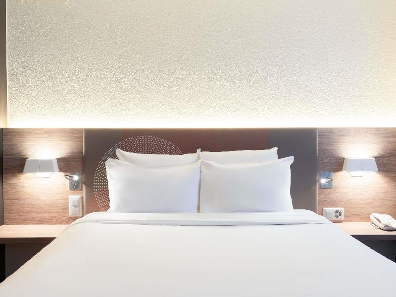Novotel Suites Geneve Aeroport - Oda