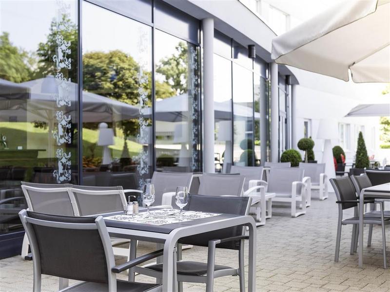 Novotel Suites Geneve Aeroport - Restoran