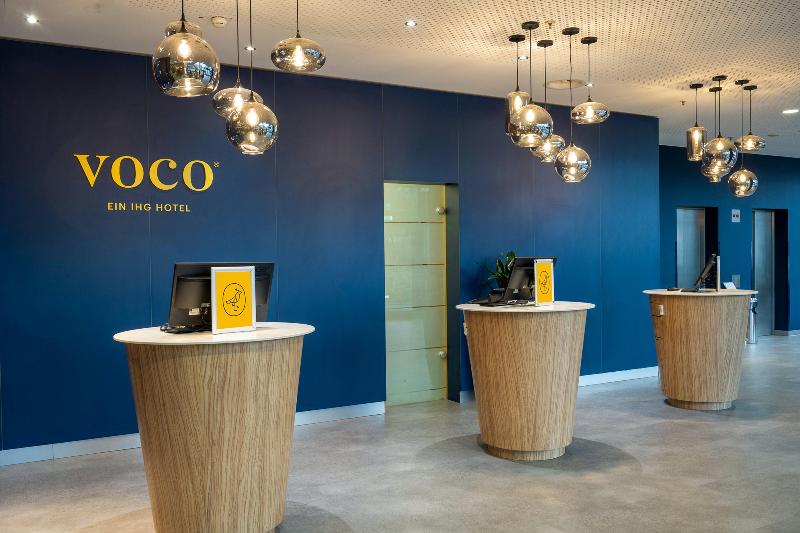 Voco Dusseldorf Seestern - Lobi