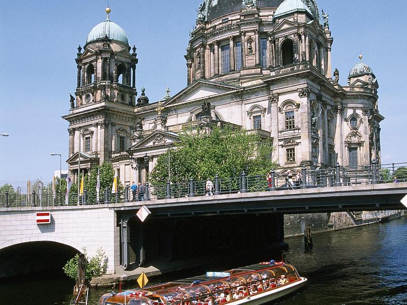 Mercure Hotel & Residenz Berlin Checkpoint Charlie - Genel