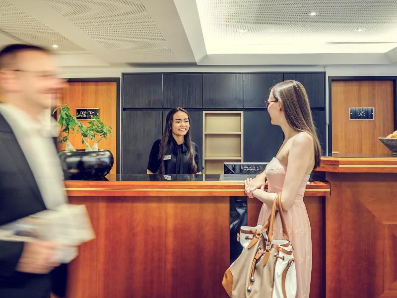 Mercure Hotel Muenchen Altstadt - Lobi