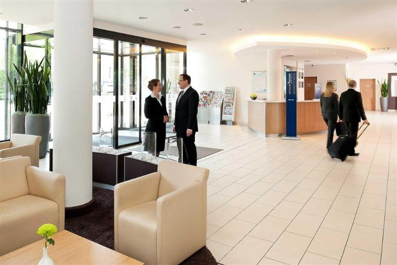 Novotel Hamburg City Alster - Lobi