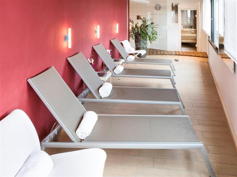 Novotel Hamburg City Alster - Genel