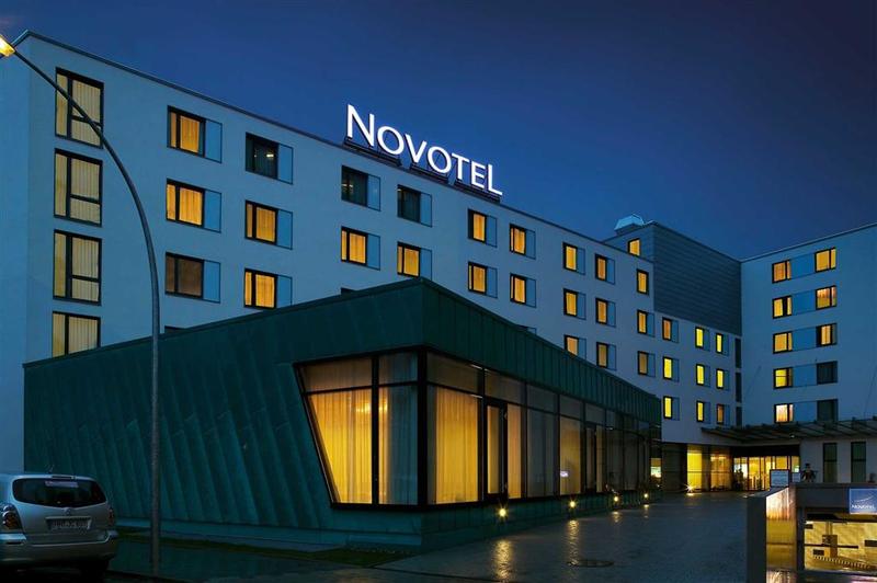 Novotel Hamburg City Alster - Genel