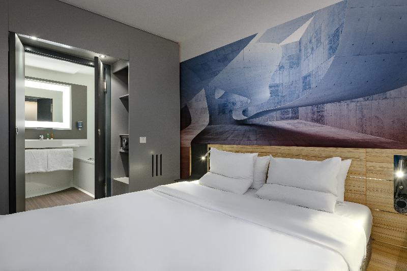 Novotel Suites Berlin City Potsdamer Platz - Oda