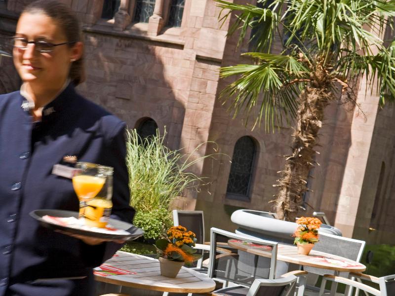 Mercure Hotel Plaza Essen - Restoran