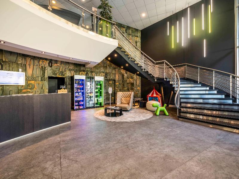 Novotel Bern Expo - Lobi