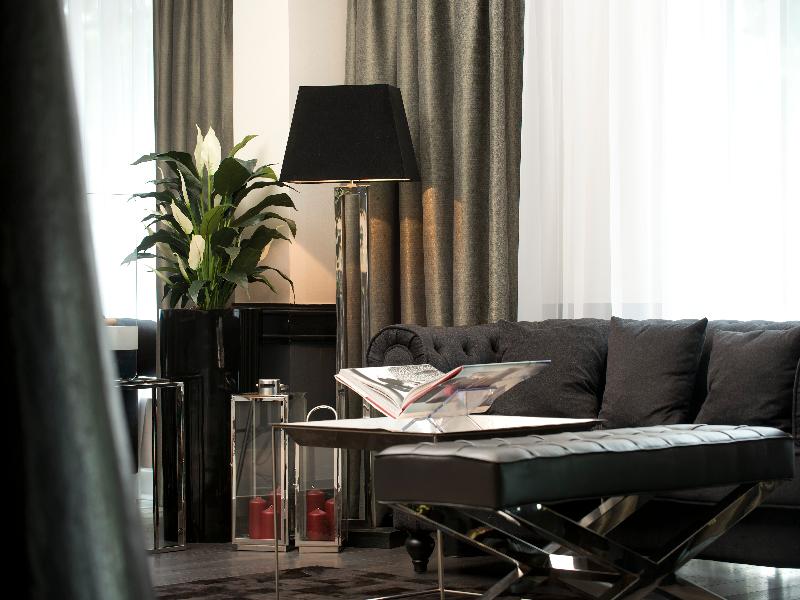 Park Hotel Hamburg Arena - Genel