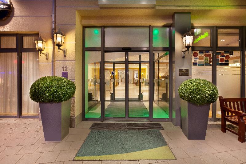 Holiday Inn Nurnberg City Centre - Genel