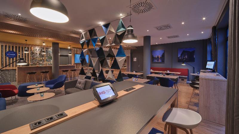 Holiday Inn Express Berlin City Centre - Genel