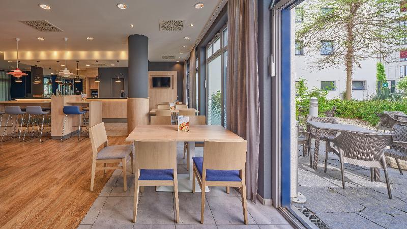 Holiday Inn Express Berlin City Centre - Restoran