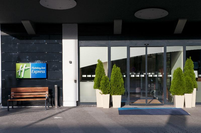 Premier Inn Stuttgart Airport - Genel