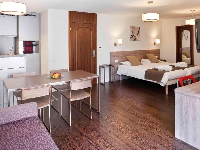Mercure Plaza Biel - Oda