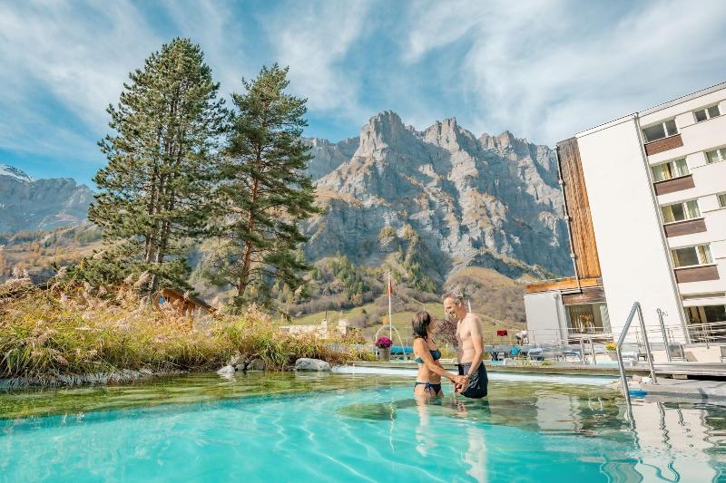 Le Bristol Leukerbad Hotel - Havuz