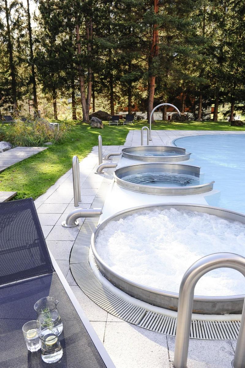 Le Bristol Leukerbad Hotel - Havuz