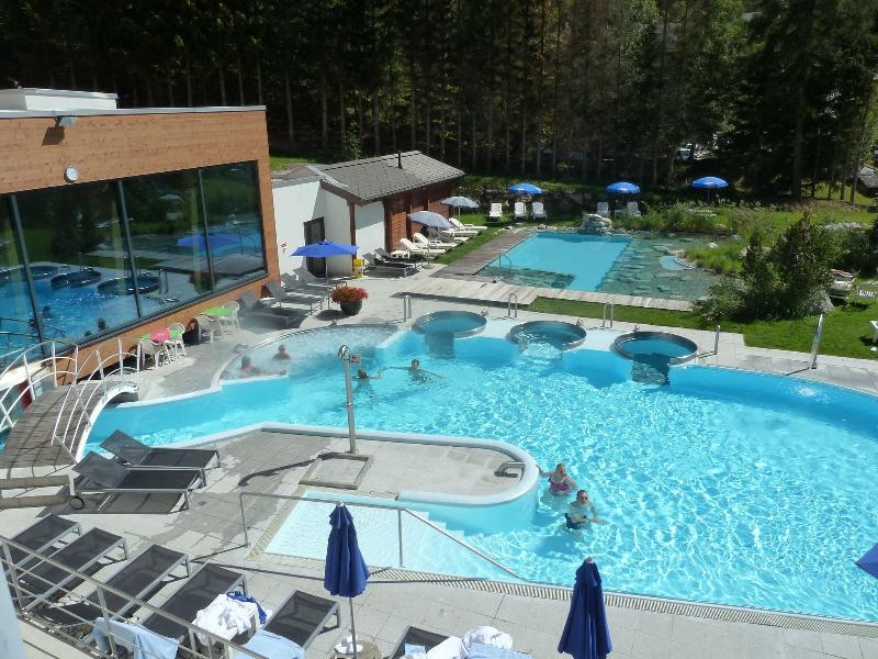 Le Bristol Leukerbad Hotel - Havuz