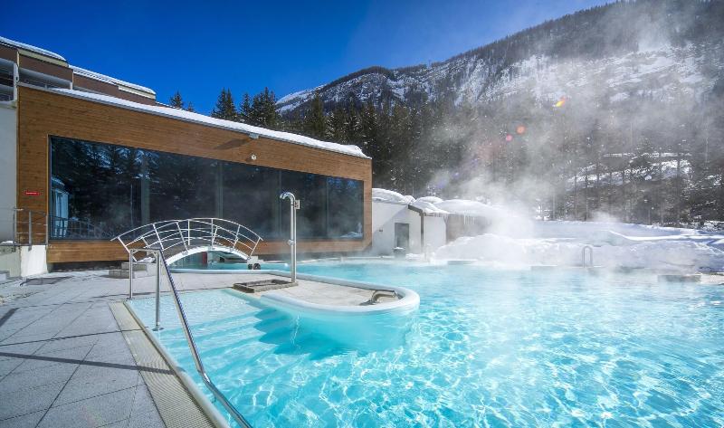 Le Bristol Leukerbad Hotel - Havuz