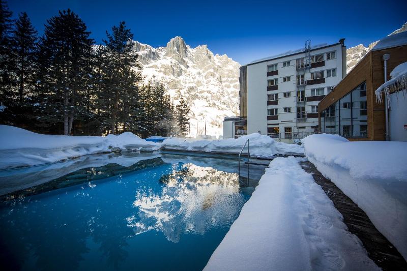 Le Bristol Leukerbad Hotel - Havuz