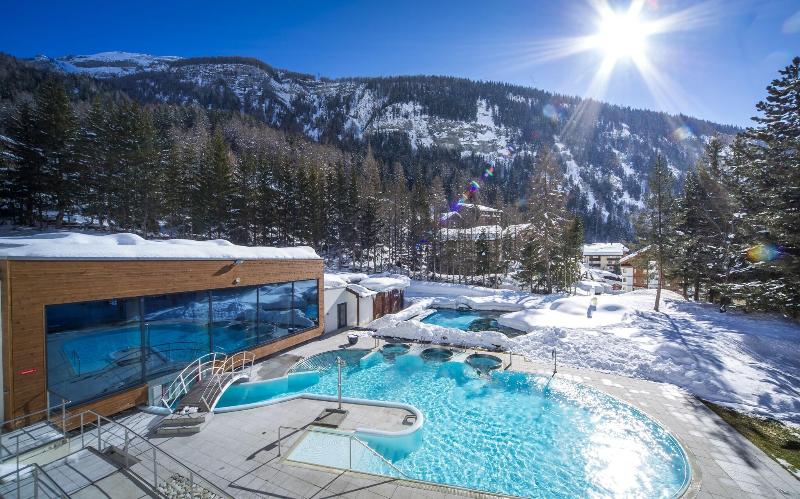 Le Bristol Leukerbad Hotel - Havuz