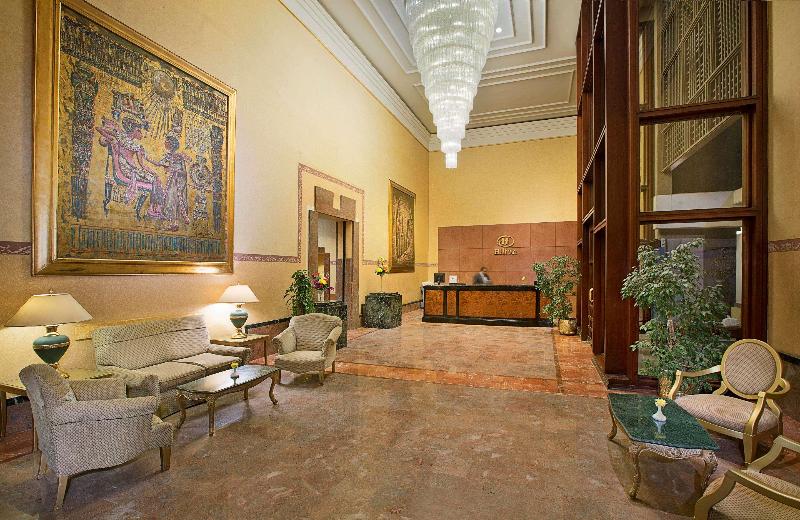 Cairo World Trade Center Hotel & Residences - Lobi