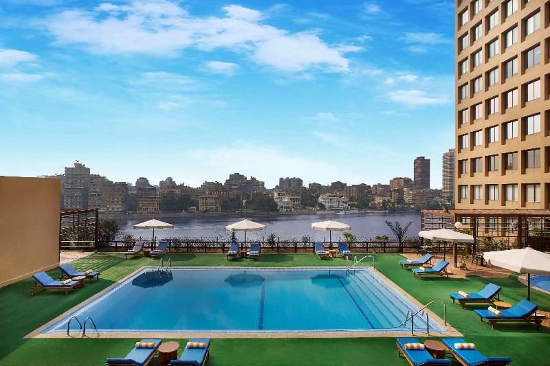 Cairo World Trade Center Hotel & Residences - Havuz