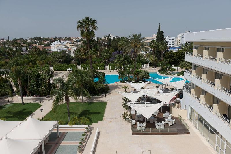 Hilton Nicosia - Oda