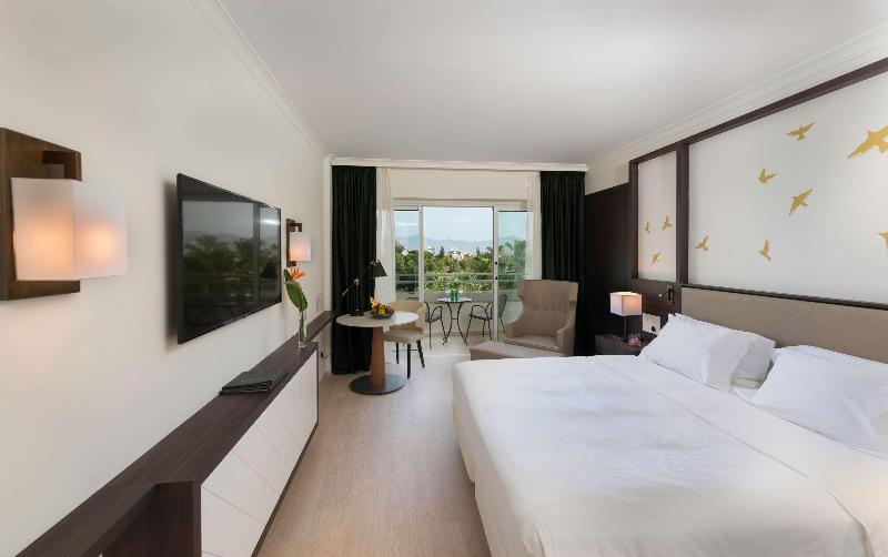 Hilton Nicosia - Oda