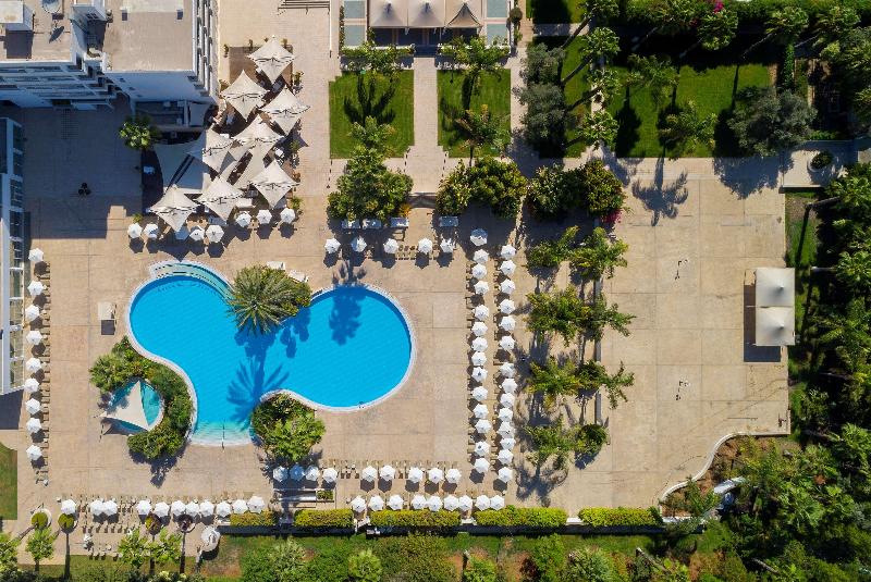 Hilton Nicosia - Havuz