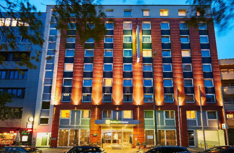 Premier Inn Berlin City Centre - Genel