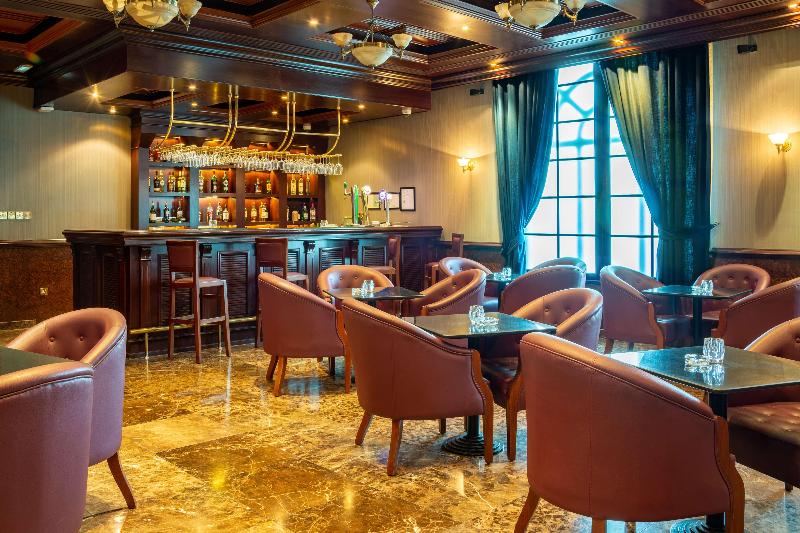 Radisson Blu Hotel, Muscat - Bar