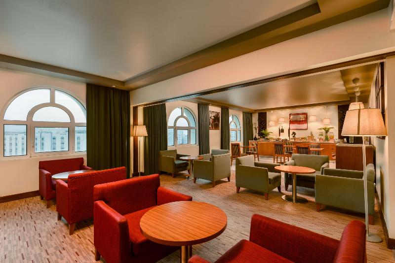 Radisson Blu Hotel, Muscat - Bar