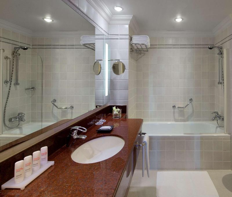 Radisson Blu Hotel, Muscat - Oda