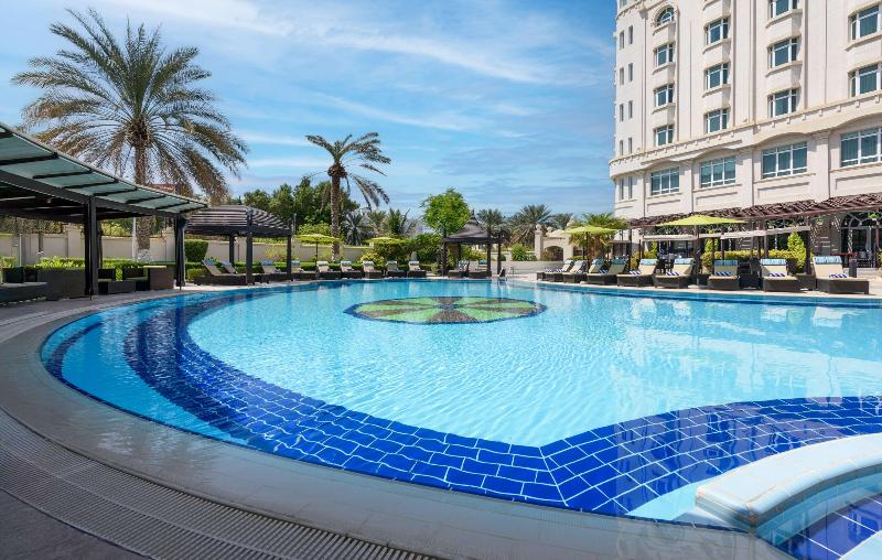 Radisson Blu Hotel, Muscat - Havuz