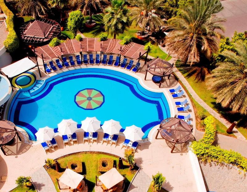 Radisson Blu Hotel, Muscat - Havuz