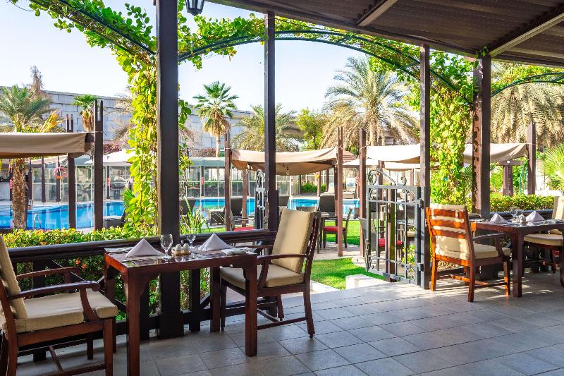 Radisson Blu Hotel, Muscat - Restoran