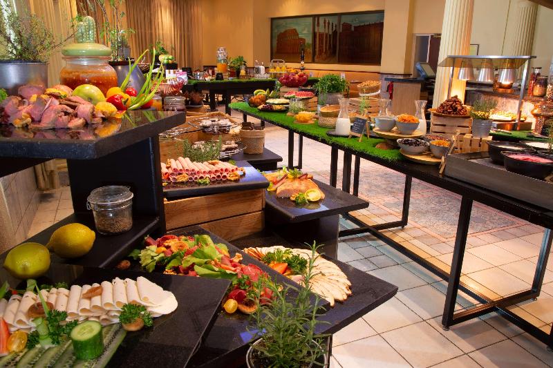 Radisson Blu Hotel, Muscat - Restoran